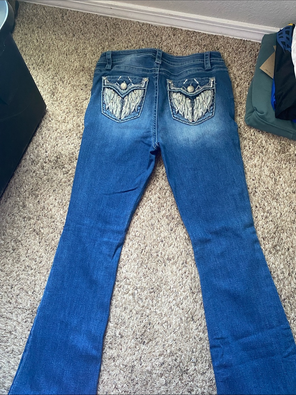 Embroidered Wing Pocket Blue Flare Jeans